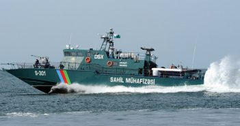 НЕВСКИЙ БАСТИОН, ВОЕННО-ТЕХНИЧЕСКИЙ СБОРНИК, ВООРУЖЕНИЯ, ВОЕННАЯ ...1276 × 581Поиск по картинке Сторожевые катера типа «Шальдаг» – проект разработан компанией «Израильские судоверфи». Корпус сварен из алюминиевых сплавов. Корпус катера разделён на 6 ...